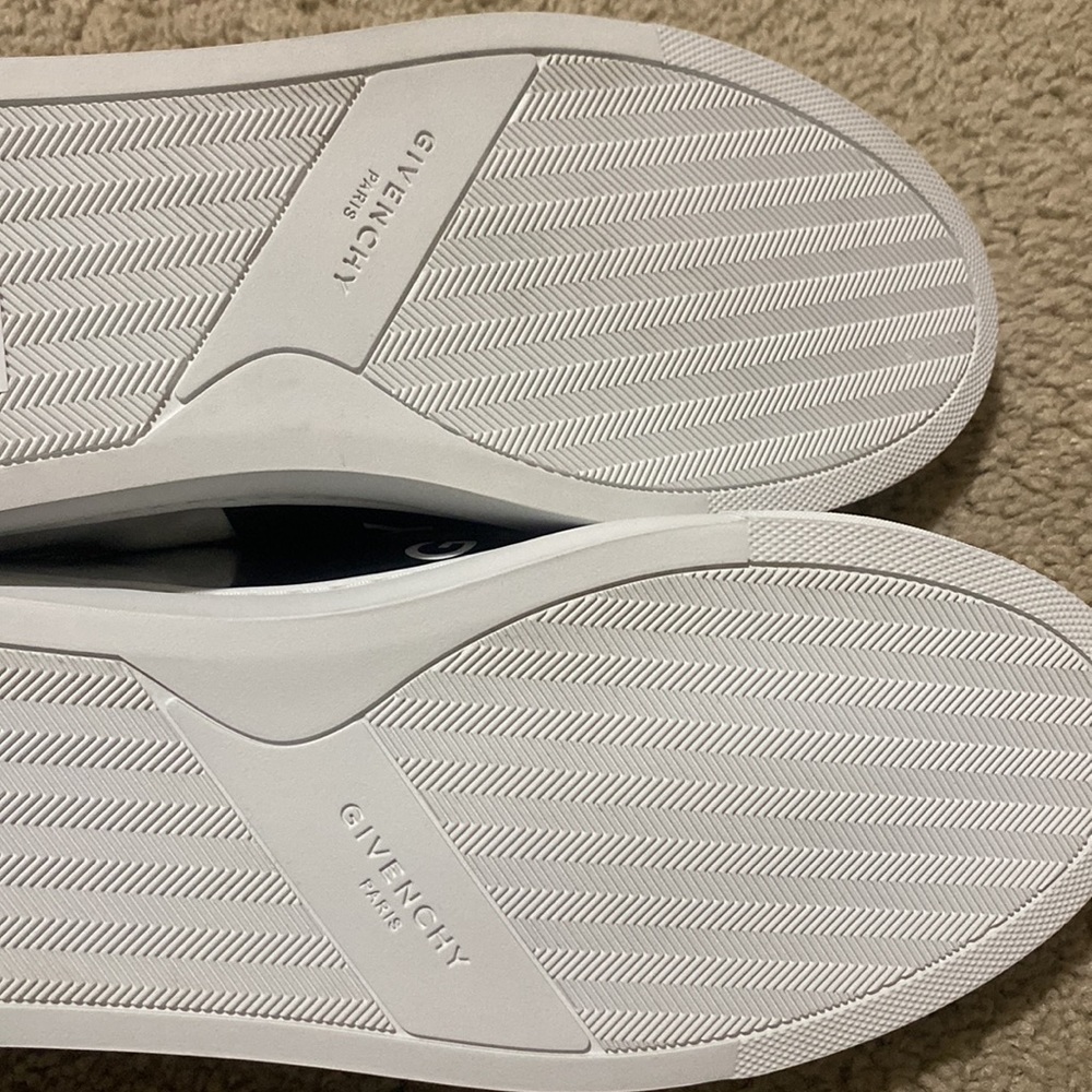 Givenchy Urban Street Logo Band Sneaker - Picture 3 of 4